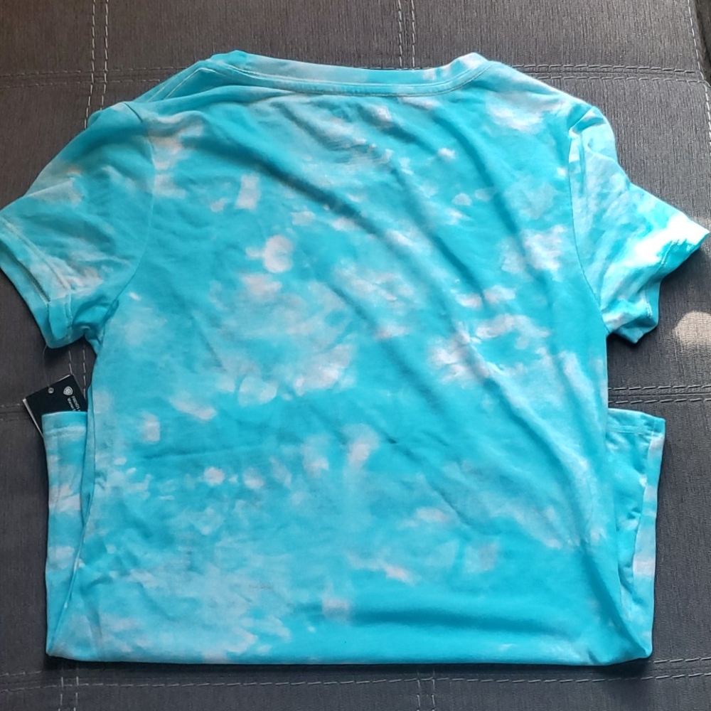 Shirt - Picture 2 of 2